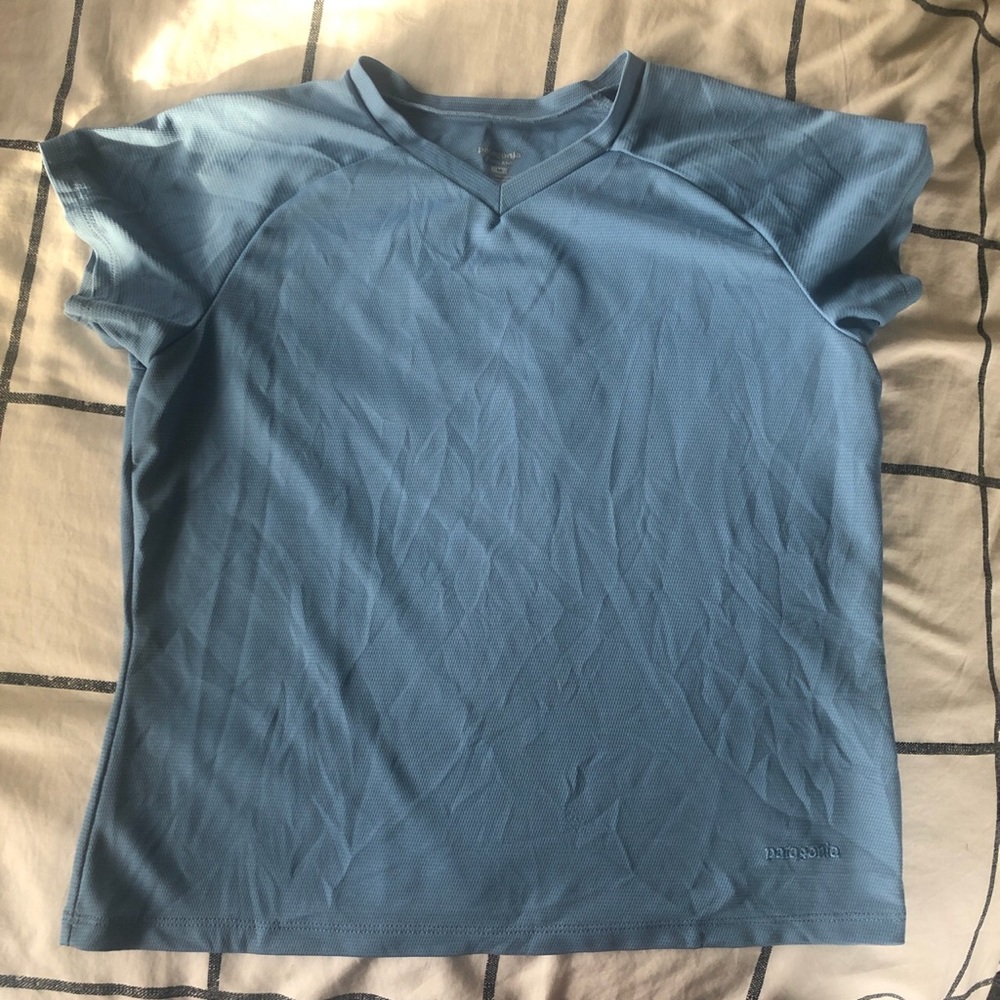 blue patagonia v neck